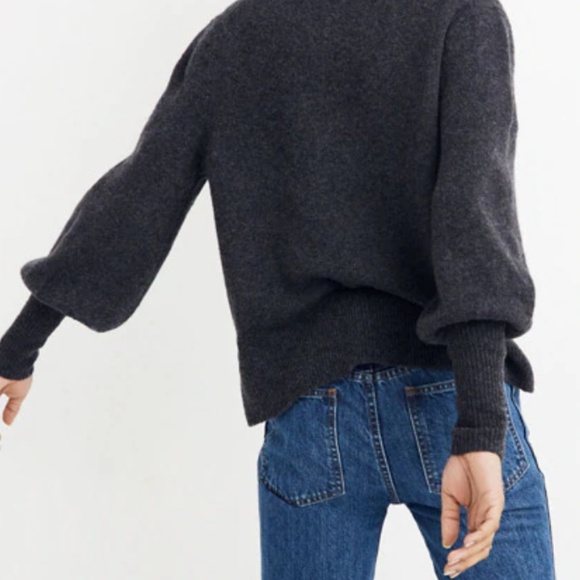 Madewell Dashwood V-Neck Sweater - Picture 2 of 4